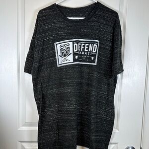 Defend Hawaii Gray Black Stripe Short Sleeve Graphic Shirt Size 2X EUC #2979